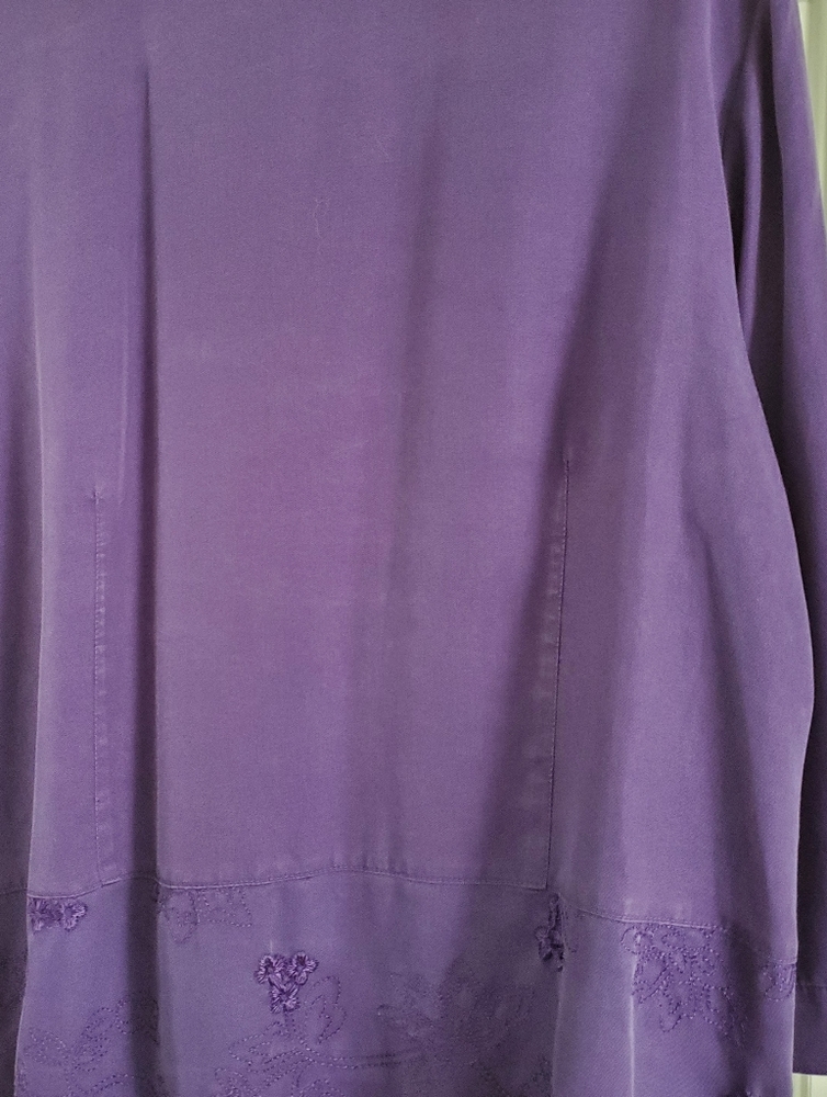 Blouse - Picture 2 of 4